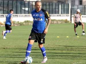 Paulista A2: Com Max lesionado, Guarani mira atacante Leandrão