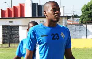 Paulista A3: De volta, zagueiro do Atibaia confia em qualidade do elenco