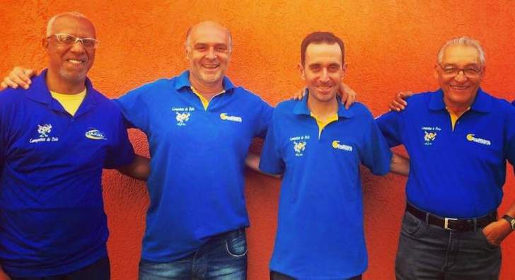 Equipe campeã da Rádio Cultura de Araraquara