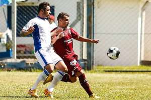 Paulista A2: Johnny comemora o gol de empate do Monte Azul sobre o União Barbarense