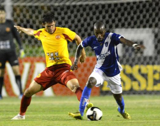 O Atlético precisa vencer para não ser rebaixado ainda nessa rodada