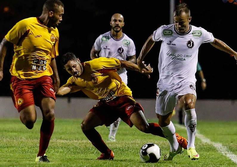 O Atlético precisa voltar a vencer para sonhar em continuar na Série A2