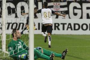 Paulistão: Corinthians tenta comprar 50% de Lucca e tem pressa para renovar