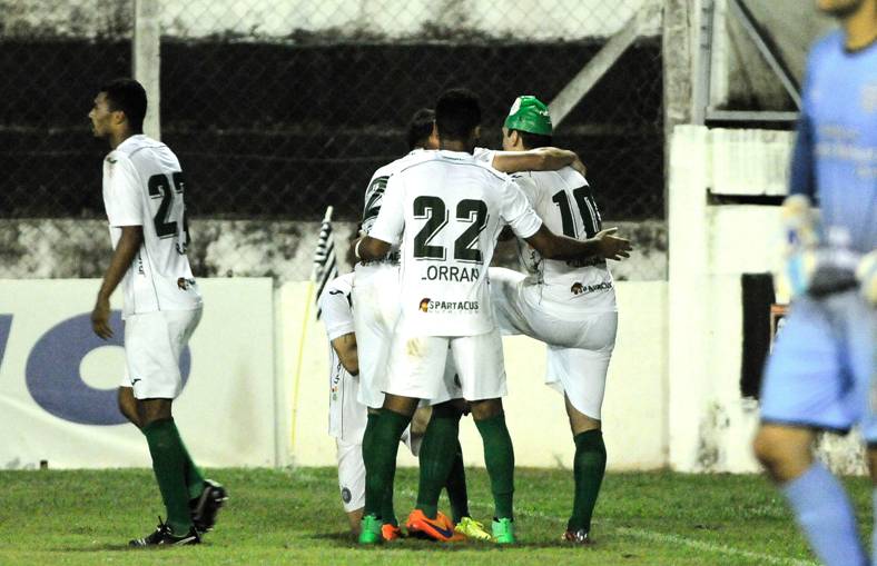 União Barbarense 0 x 2 Guarani - Bugre vence e retorna ao tão sonhado G8 2 0002050152061 img