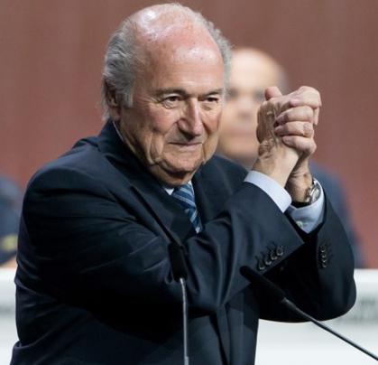 Blatter exigiu do Brasil que não pagasse impostos dos bilhões que ganhou com a Copa no Brasil em 2014. Bricandeira...