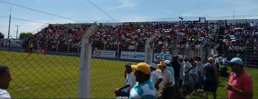 Torcida do Monte Azul prestigiou o projeto Futebol Sustentável e foi em peso empurrar o time