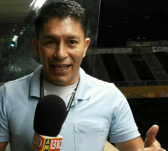 João Carlos Carvalho no comando da Rádio Bragança 1310 AM