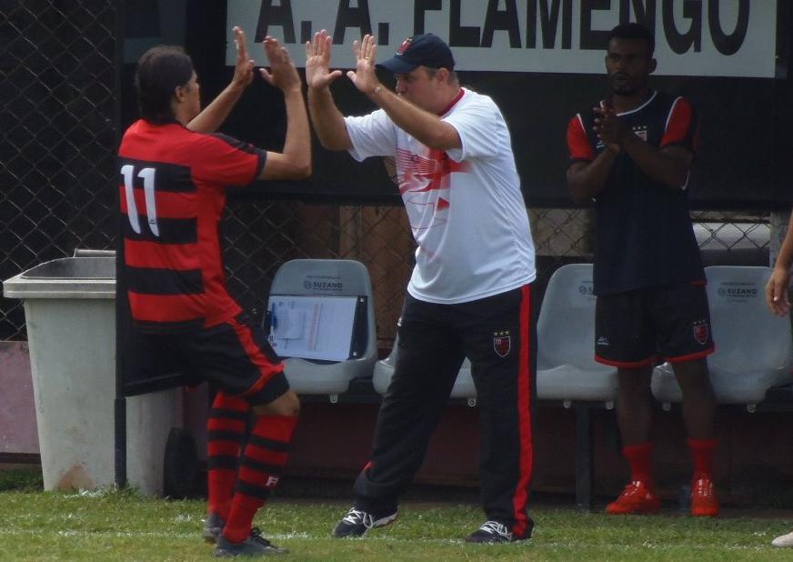 O camisa 11 flamenguista Daniel Bueno marcou três gols no Grêmio Barueri. (Foto: Marcos Vieira / AA Flamengo) O camisa 11 flamenguista Daniel Bueno marcou três gols no Grêmio Barueri. (Foto: Marcos Vieira / AA Flamengo)