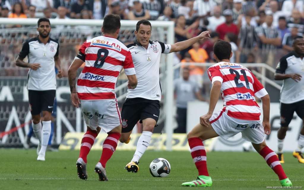 Moacir Júnior treina forte com o Linense e deve mudar o meio campo contra o Audax