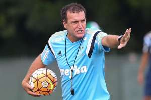 Paulistão: Cuca faz cinco mudanças em time titular do Palmeiras