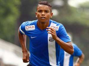 Paulistão: David Braz participa de jogo-treino e pode reforçar Santos em clássico