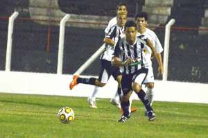 Independente 0 x 0 Votuporanguense - Empate ruim para os dois em jogo fraco no Pradão