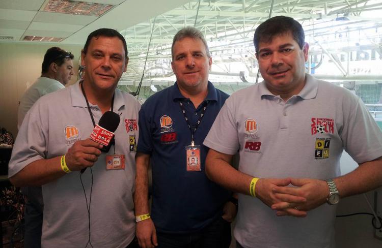 Equipe da Rádio Difusora de Pirassununga transmite Palmeiras X Red Bull também para a Rádio Futebol Interior
