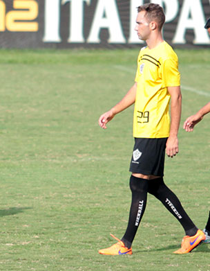 Melck falou da experiência em trabalhar com um treinador como Bordon