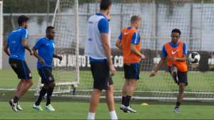 Paulistão: Elias volta a treinar com bola e projeta retorno contra o Palmeiras