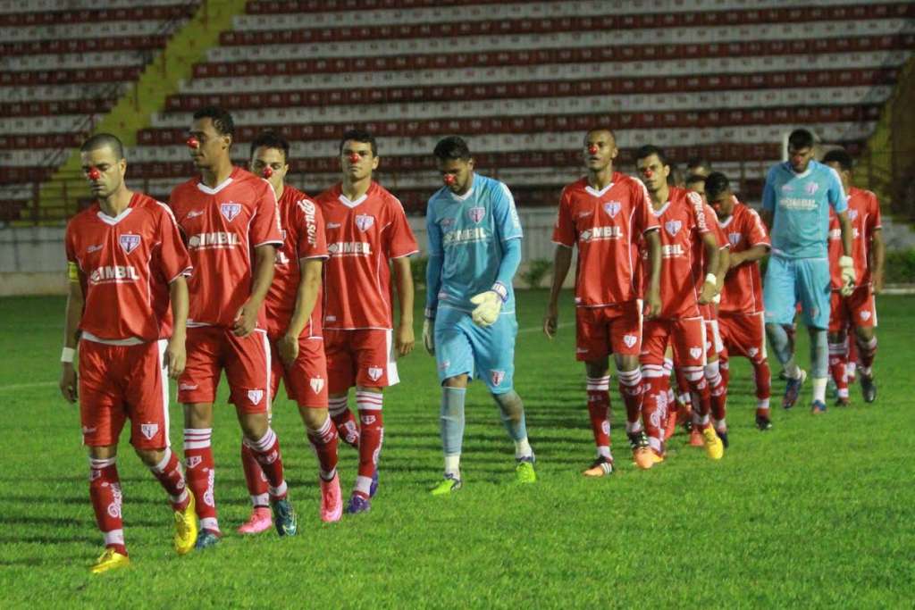 Com problemas nos bastidores, a Itapirense tenta se manter na Série A3.