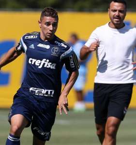 Paulistão: Palmeiras goleia em jogo-treino, mas Cristaldo volta a sentir lesão