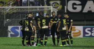 Paulistão: São Bernardo inicia série de 'decisões' em busca da vaga às quartas