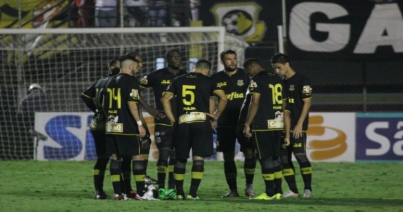 Paulistão: São Bernardo inicia série de 'decisões' em busca da vaga às quartas 2 0002050153378 img