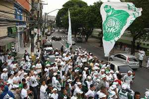 Paulista: Torcedores do Palmeiras vão ao CT cobrar dos jogadores melhores resultados