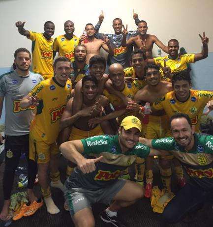Mirassol festejou nos vestiários após vencer o Marília por 3 a 1