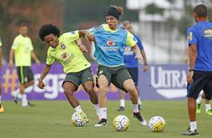 Eliminatórias: Sem Neymar e David Luiz, Dunga escala Ricardo Oliveira e Gil