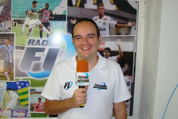 Ednaldo Vince é narrador da Rádio Futebol Interior