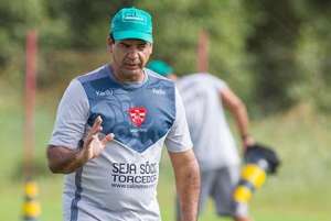 Paulistão: Moacir Júnior elogia postura do Linense na goleada sobre o Capivariano