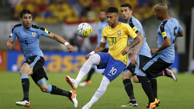 Neymar é baixa da Seleção, que precisa jogar em função dele.