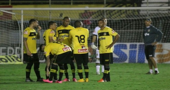 São Bernardo empate em casa e desperdiça chance de de entrar na briga pela classificação