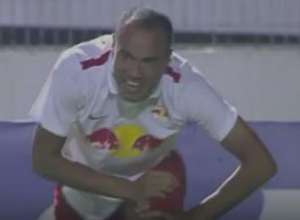 Seleção do PAULISTÃO armado no esquema tático 4-4-2 e com artilheiro isolado