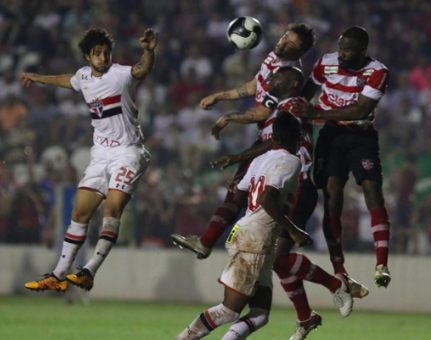 Linense foi bem armado para empatar com o São Paulo por 1 a 1