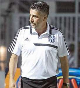 Alexandre Gallo acha que Ponte Preta ganhou confiança e acertou último passe