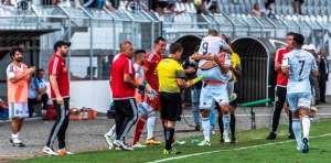 Wellington Paulista, o WP9, comemora os quatro gols em tarde histórica pela Ponte