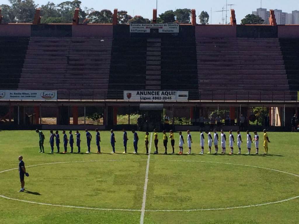 Neste domingo, a casa do Guará foi o Ninho do Corvo. (Foto: Silvestre Garcia)