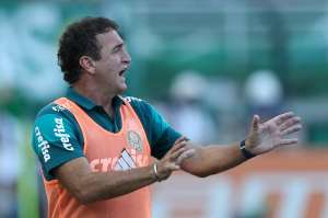 Palmeiras ganha clássico do Corinthians com dois herois: Fernando Prass e Dudu