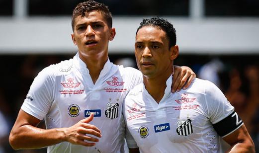 Vitor Bueno, nova promessa, e o artilheiro Ricardo Oliveira, do Santos
