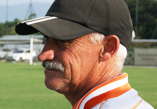 Contestado, Luiz Muller reconquistou os atibaienses. (Foto: Fábio Giannelli / Soccer Digital)