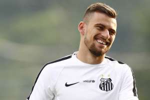 Doyen pode aliviar dívida do Santos para não prejudicar negociação de Lucas Lima
