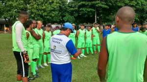 Segundona: Atacante do Araçatuba é atingido na perna por uma bala perdida em tiroteio