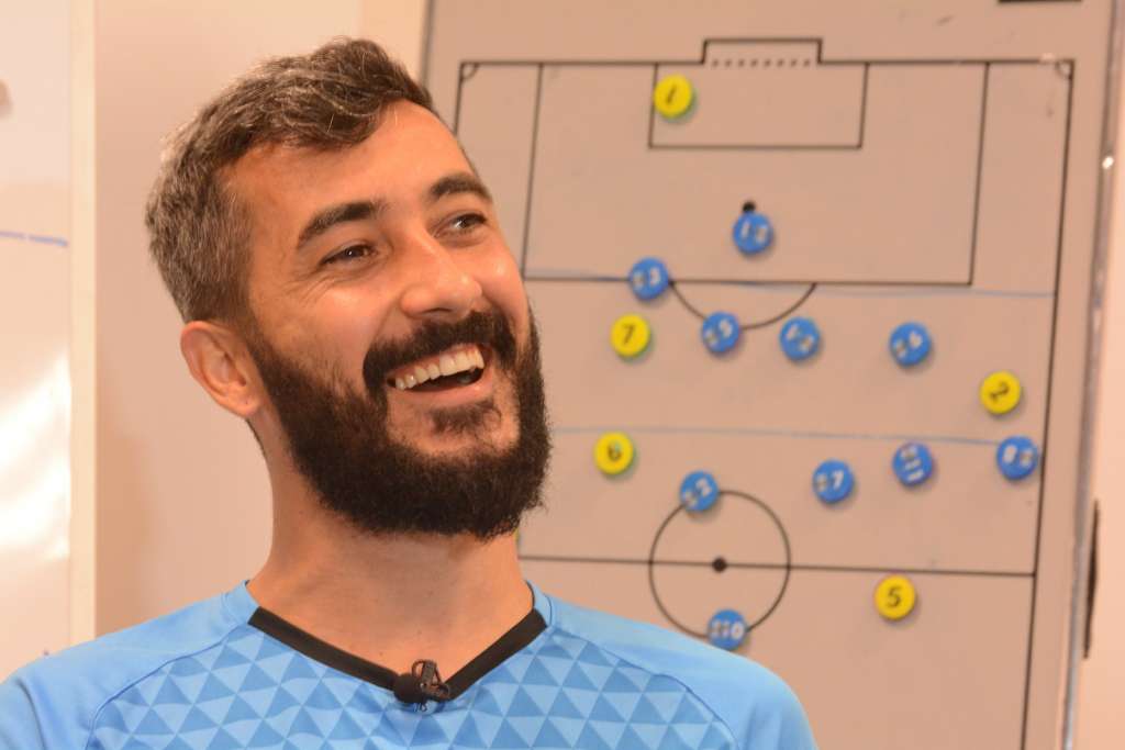 Meia Douglas viralizou na internet após receber supostamente um 'Nudes' de sua seguidora Kerolayne - Divulgação