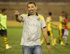 Técnico que surpreendeu no Paulistão é o convidado do “Camarote RF”