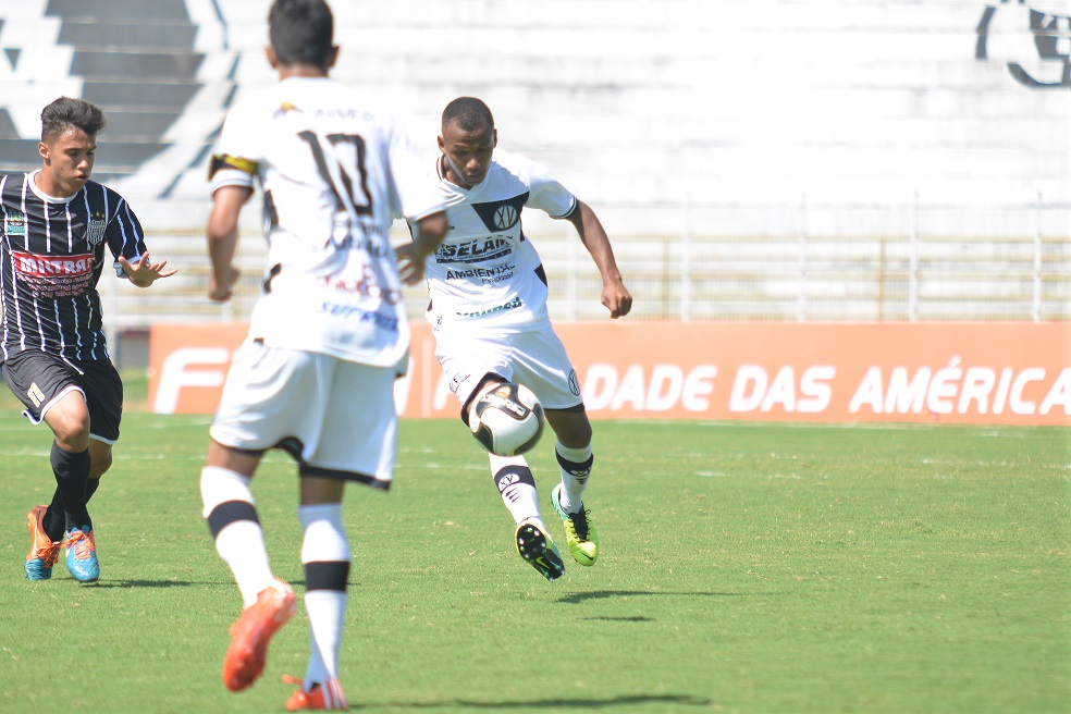 Sub 17 do XV não teve a mesma sorte e perdeu o jogo - Michel Lambstein