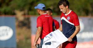 Palmeiras é condenado a pagar indenização milionária a zagueiro Gustavo