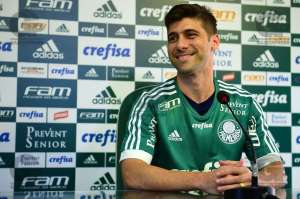 Catarinense: Criciúma quer meias do Palmeiras em negociação por Róger Guedes