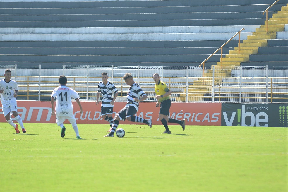 Sub 15 do XV de Piracicaba estreou com vitória, mas técnico espera mais - Michel Lambstein