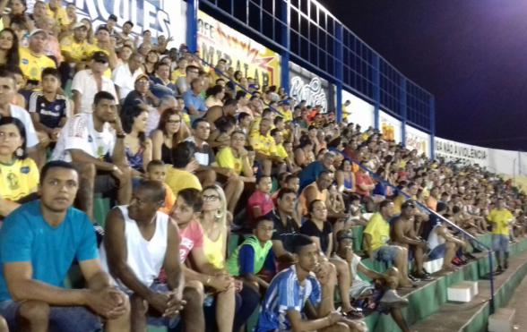 Torcida do Mirassol voltou a empurrar o time à vitória