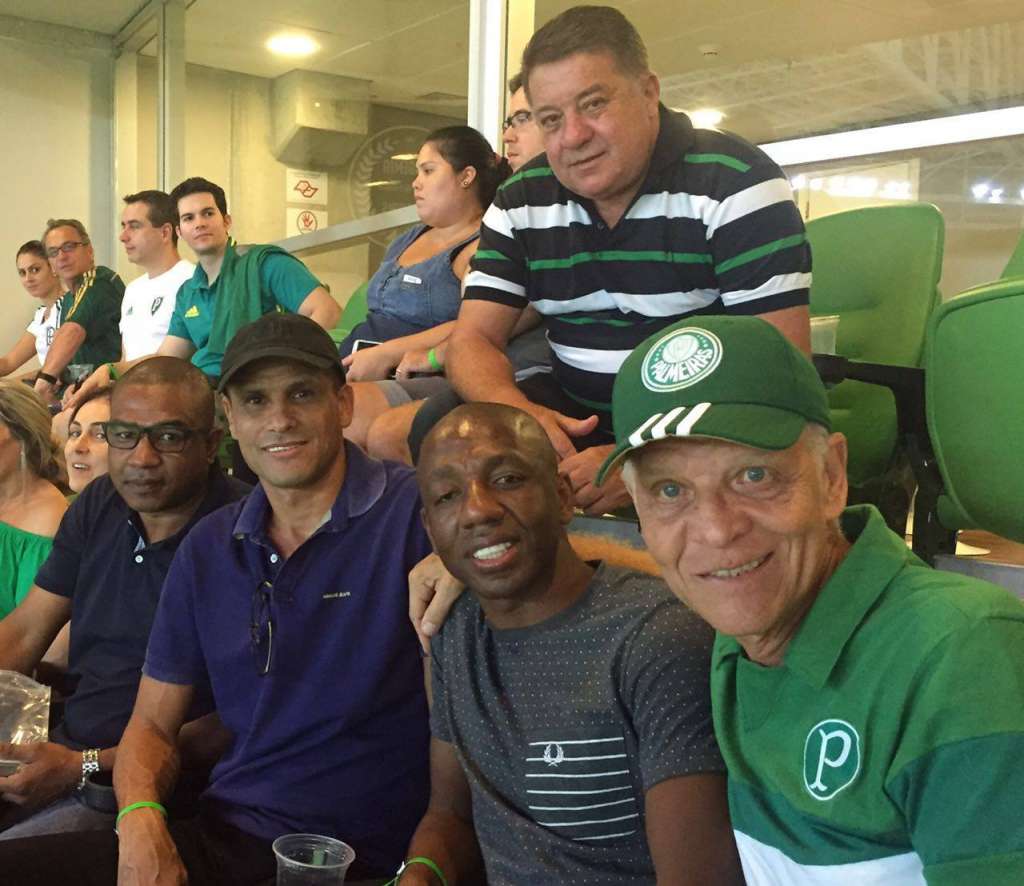 Ídolos do Palmeiras comparecem em peso na Arena