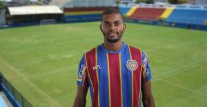 Palmeiras e Flamengo sondam zagueiro Jorge Felipe, do Madureira