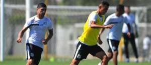 Paulistão: Dorival confirma Vitor Bueno entre os titulares do Santos para o clássico